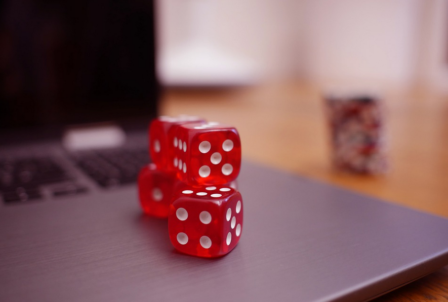 Reasons People Gamble Online