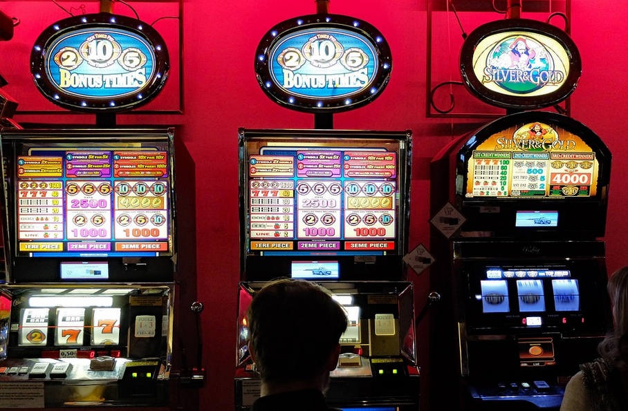 Guide to RNG in Slots: How It Works and What It Means to Players