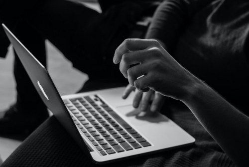 Spotting the Red Flags: Top Warning Signs to Look for in Rogue Online Casinos