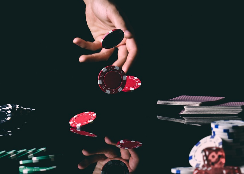 Tips to Keep You Safe from Online Gambling Addiction When Gambling in Stake Casinos